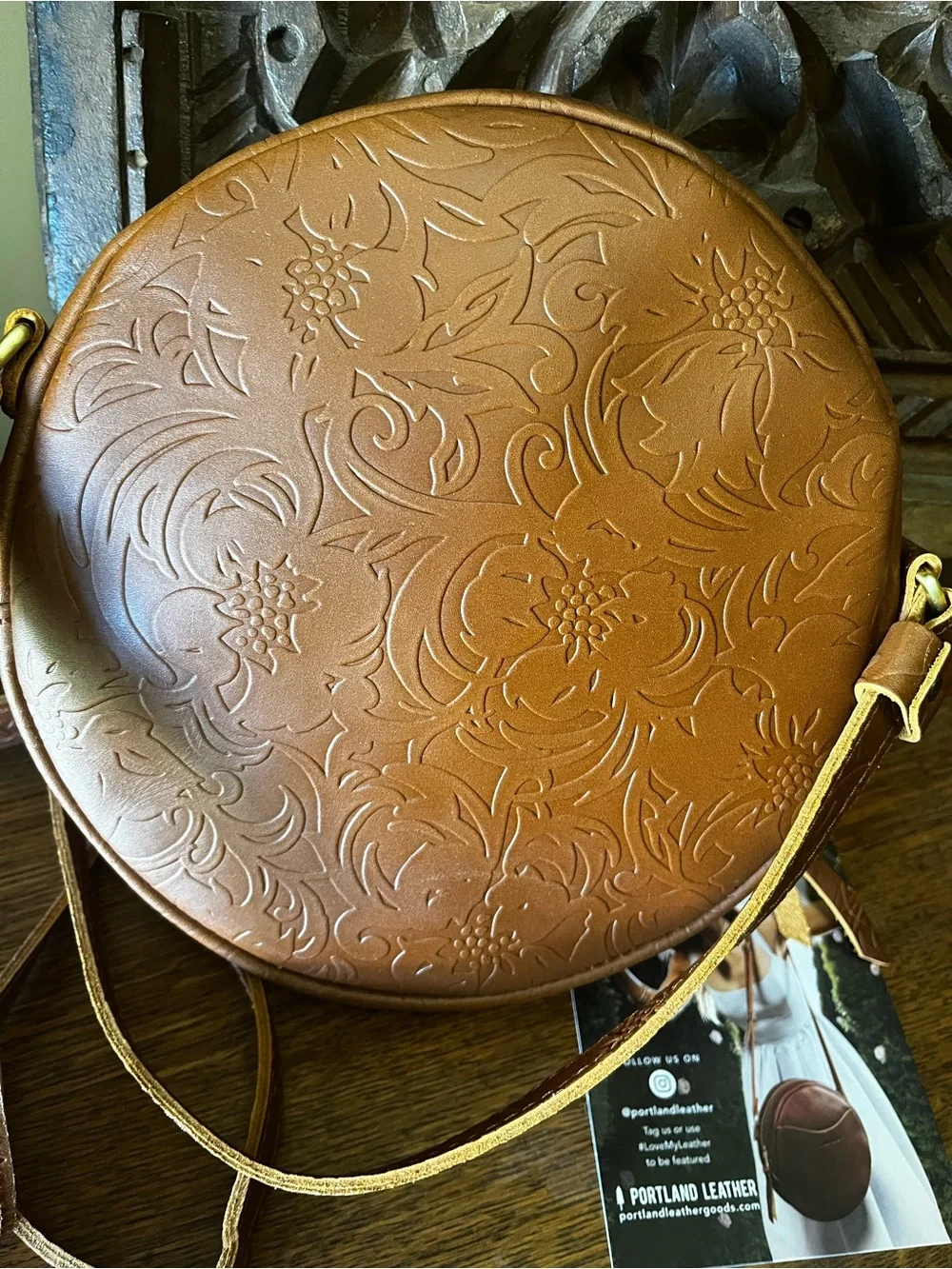 Portland Leather Meadow (Embossed) Large Circle Crossbody Bag - Picture 2 of 4